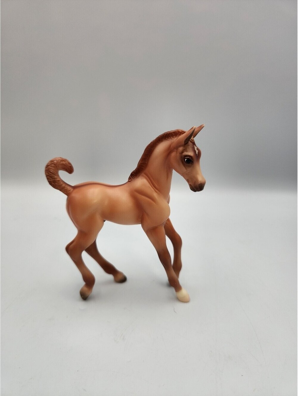 BREYER HORSE 619 Classic/Freedom TROTTING STOCK Dun Foal 5" H x 3.5" L 2009 - E1